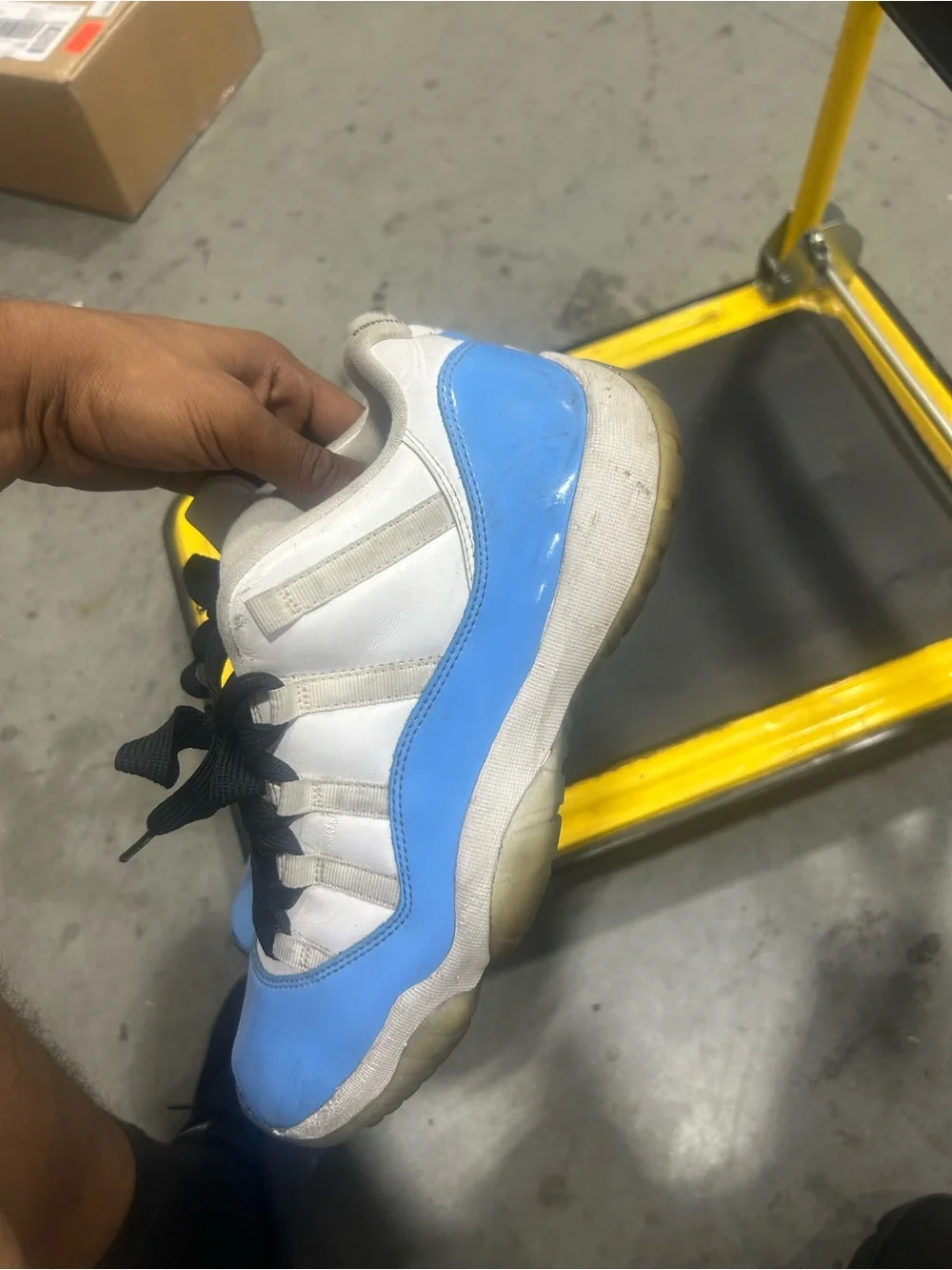 Air Jordan 11 low top size 11